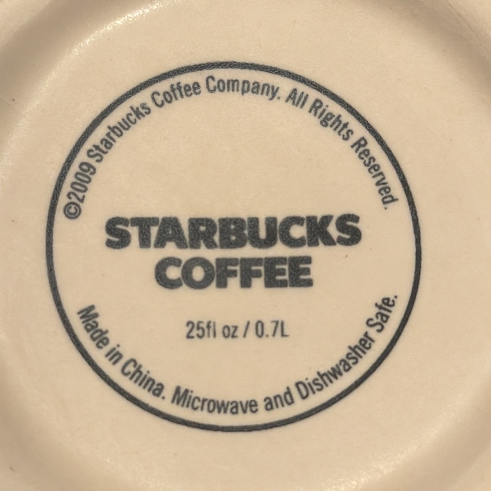 (2)Starbucks 2009 coffee mugs. 25oz. - Picture 6 of 6